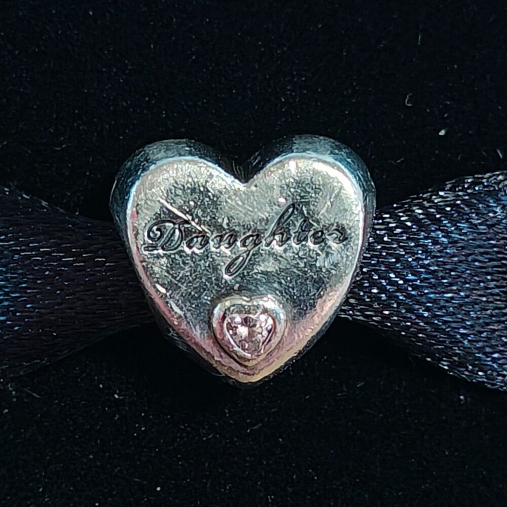 Authentic Sterling Silver Pandora Daughter Love Family Heart Charm - 791726PCZ - Picture 7 of 8